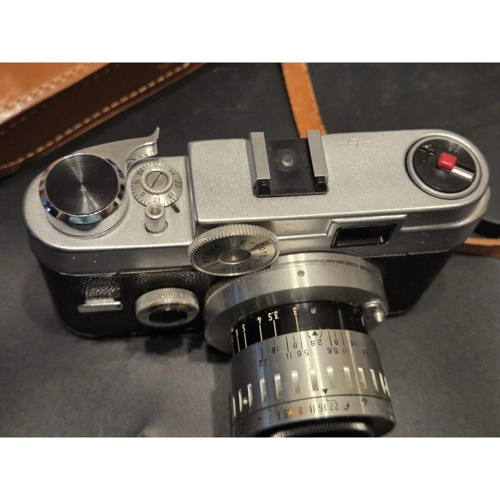Vintage Argus C44 35mm Film Camera w/California Saddle Leather Case, EX+
